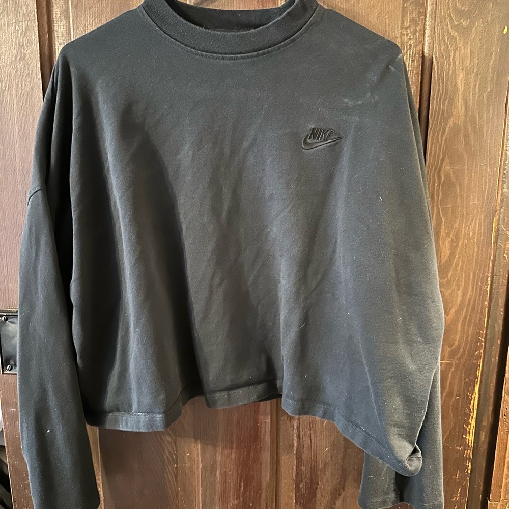 Nike Black Cropped Sweatshirt